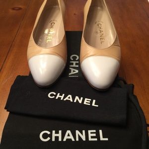 Chanel cap-toe two-tone flats/heels in size 35.5